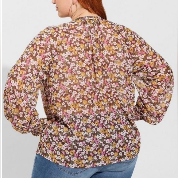 Torrid Floral Blouse - Brown and Pink - Picture 4 of 9